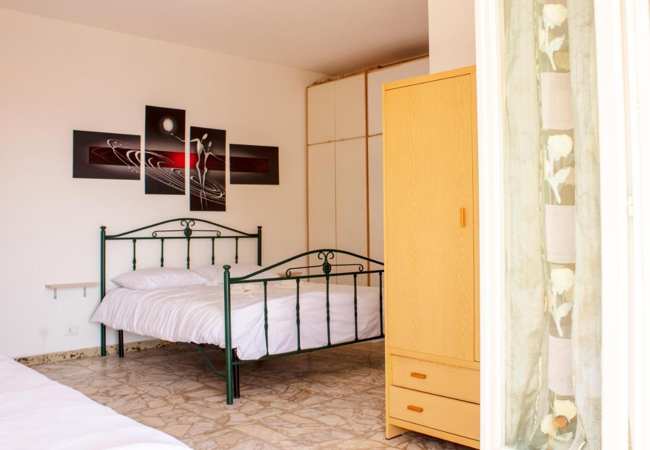 Apartamento Posto Auto Gratuito Relax A 30 Metri Dal Mare Riva Ligure Exterior foto
